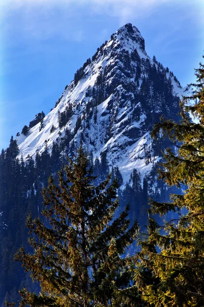 McClellan butte nieve montaña snoqualme pase washingto — Foto de Stock