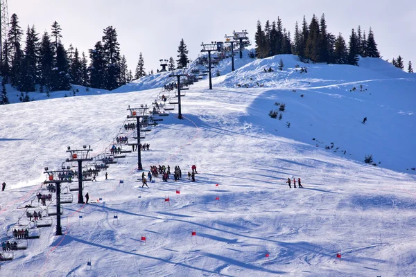 在 snoqualme 滑雪传递华盛顿 — 图库照片
