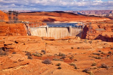 Glen canyon Barajı lake powell elektrik hatları arizona kuleleri