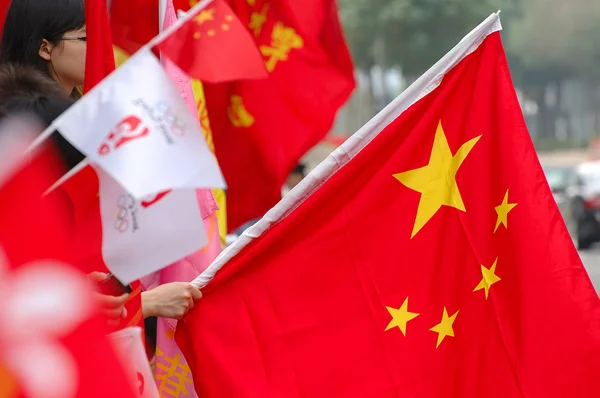 Vlajka Číny a Peking olympijské — Stock fotografie