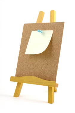 Not üzerinde corkboard ahşap stand ile tutturulmuş