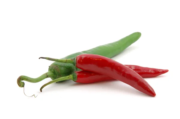 Chiles picantes verdes y rojos —  Fotos de Stock