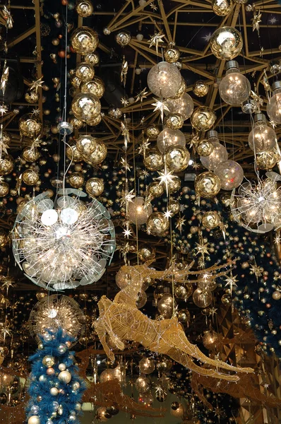 Noel ışıkları ve dekorasyon — Stok fotoğraf