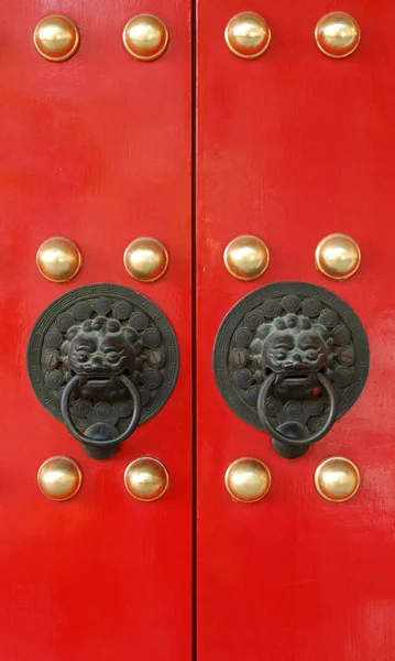 stock image Chinese temple door