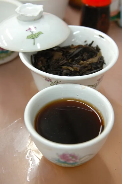 Κινέζικα μαύρο τσάι — Φωτογραφία Αρχείου