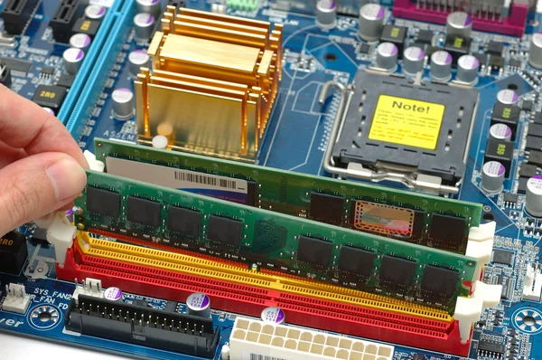 Installation de l'ordinateur RAM — Photo
