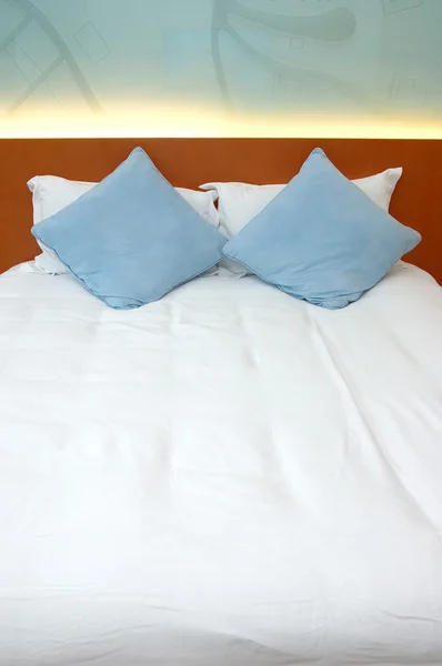Pillows on bed — Stock Photo, Image