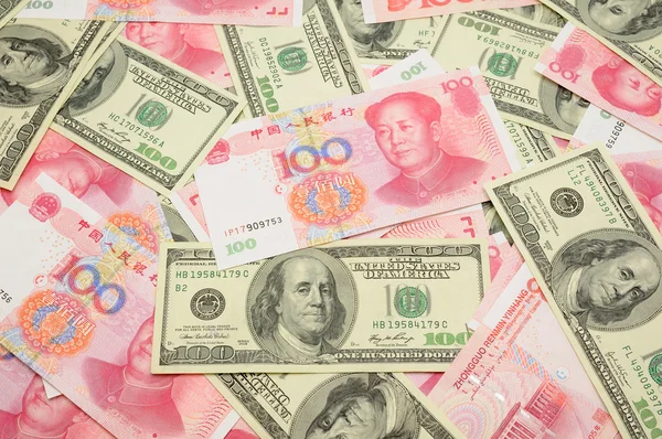 Oss dollar och Kina yuan bakgrund — Stockfoto