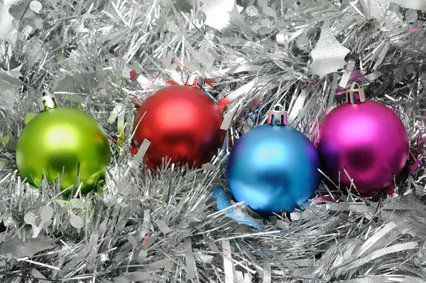 Boules de Noël colorées — Photo