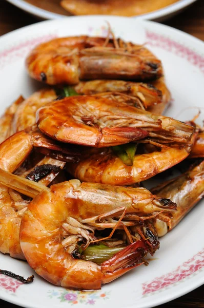 Čínská kuchyně pan padáka krevety — Stock fotografie