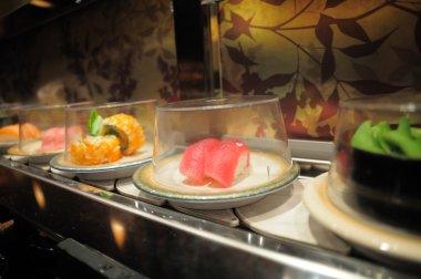 Conveyor belt sushi clipart