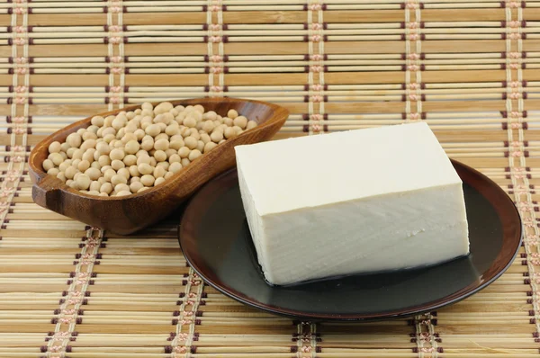 Tofu and soybean — Stock Photo, Image