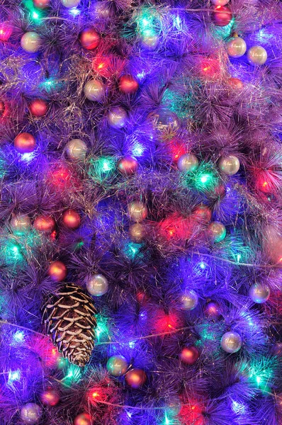 Рождественские украшения на елке Лицензионные Стоковые Фото
