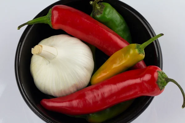 A Bowl of Garlic and Chilli — Stock Photo, Image