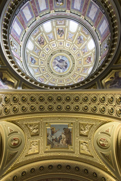 Basilique Saint-Étienne, fresque de Dieu et Jésus — Photo
