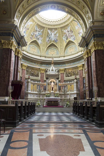 Bazilika svatého Štěpána vnitřní obrázek — Stock fotografie