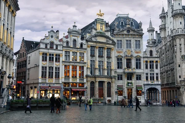 Vyzdobené budovy grand place, Brusel — Stock fotografie