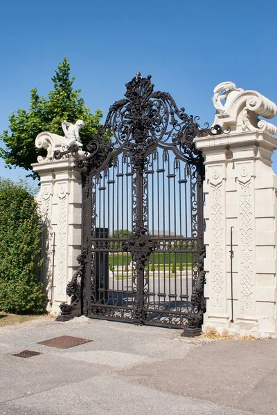 Gate of Belvedere Palace,vienna — Stock Photo, Image