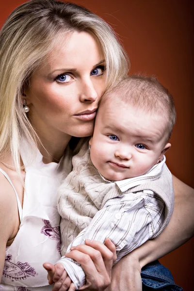 Ritratto madre e figlio — Foto Stock