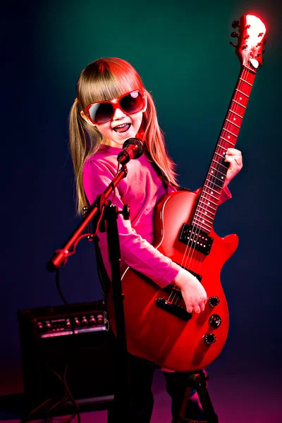 Menina do rock and roll — Fotografia de Stock