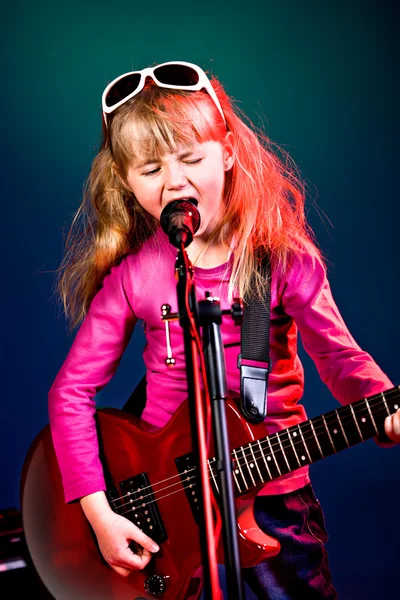 Rock and roll dziewczyna — Zdjęcie stockowe