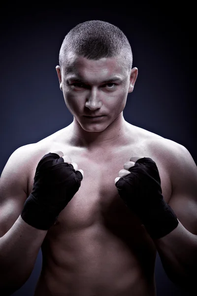 Retrato de un joven boxeador — Foto de Stock