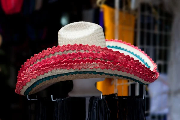 Cappelli in un mercato — Foto Stock