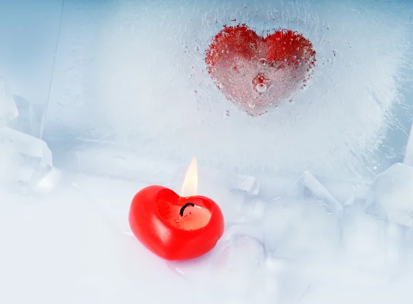 Frozen heart — Stock Photo, Image