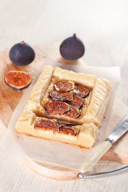 Gourmet tart with figs clipart