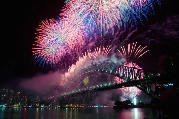 Sydney Harbour новий рік Єви най феєрверки Стокове Зображення