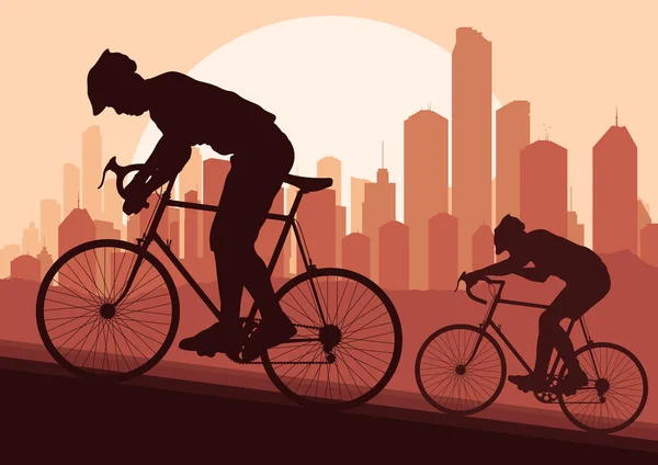 Sport vélo de route cyclistes dans la ville gratte-ciel — Image vectorielle