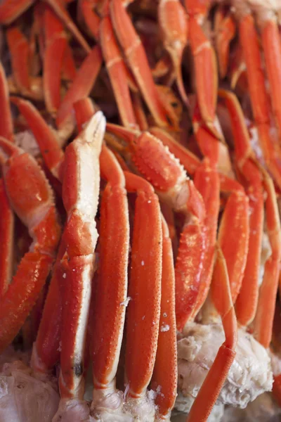 Caranguejos no mercado . — Fotografia de Stock