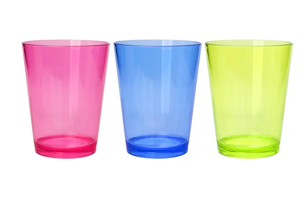 Tasses en plastique vides colorées — Photo