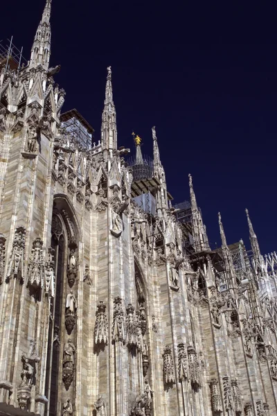 Detalj av katedralen i milano - Italien — Stockfoto