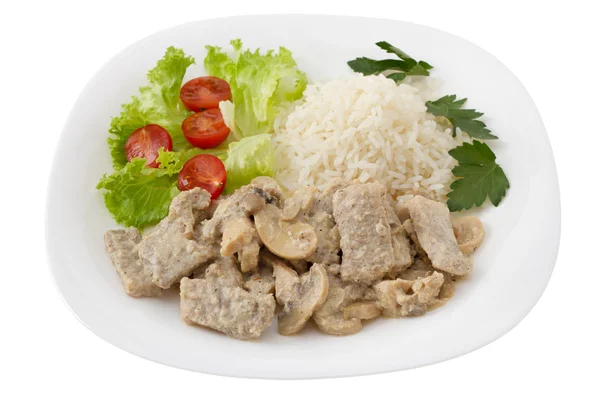 Mięso wieprzowe z grzybami, gotowany ryż i sałatka — Zdjęcie stockowe