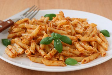 Fesleğenli Penne