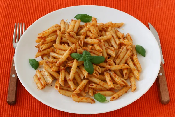 Penne with basil — Stock Photo, Image