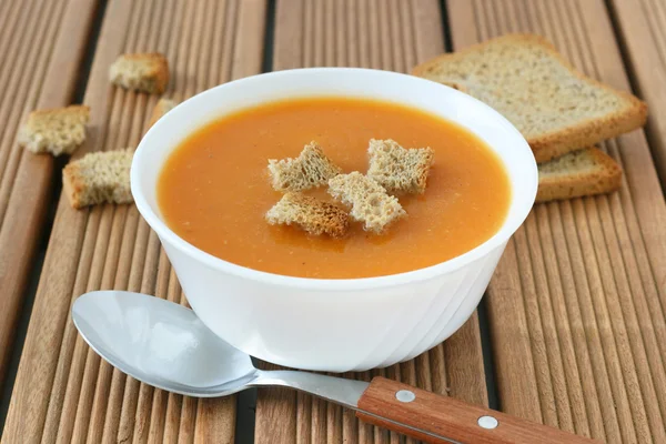 Kürbissuppe mit Toasts — Stockfoto