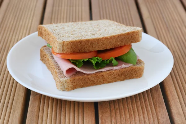 Sandwich mit Schinken — Stockfoto