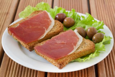 prosciutto ile tost