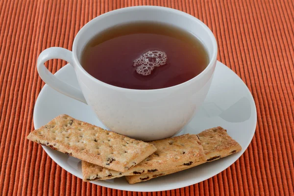 Cookies met een kopje thee — Stockfoto