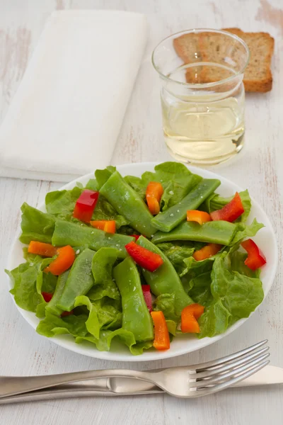 Салат з зеленою квасолею — стокове фото