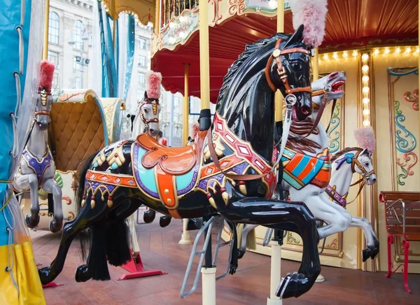 Karusell hästar — Stockfoto