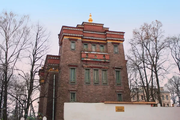 Temple bouddhiste de Saint-Pétersbourg Gunzechojnej — Photo