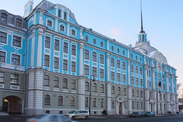 Nakhimovsky faculdade, São Petersburgo, Rússia — Fotografia de Stock