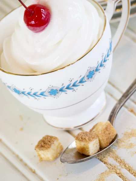 Frozen Soft Serve Yogurt. — Stock Photo, Image