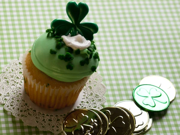 St. Patrick's Day Cupcake — Stock Photo, Image
