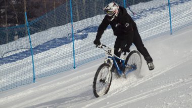 Teva ikili slalom Bisiklet