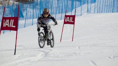 Teva ikili slalom Bisiklet