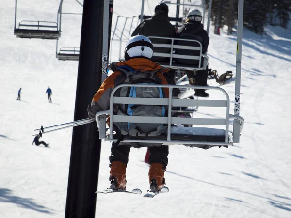 Skiën — Stockfoto